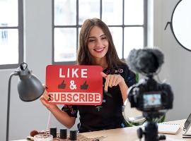 social media influencer asking followers to like and subscribe