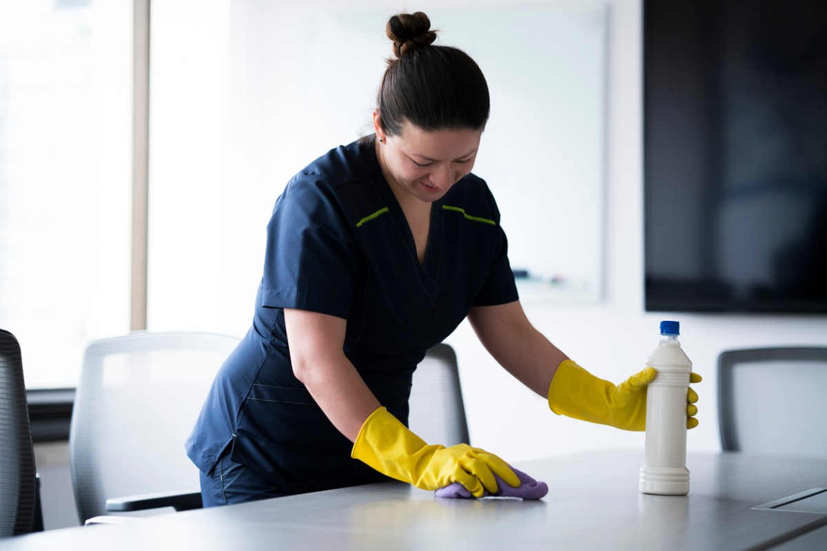 Top 10 Office Cleaning Tips From the Professionals