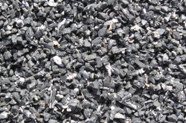 recycled rubber mulch picture