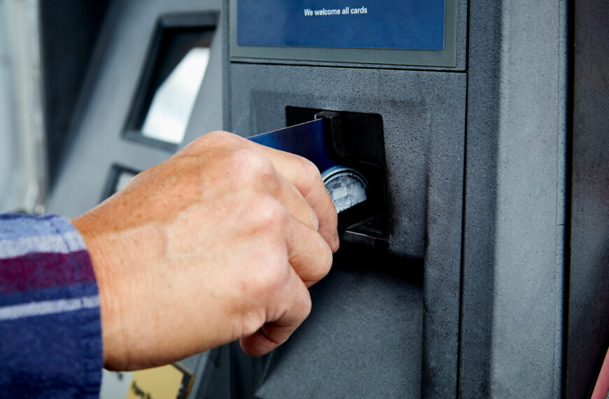 Choosing the Right Fuel Card: Everything You Need to Know